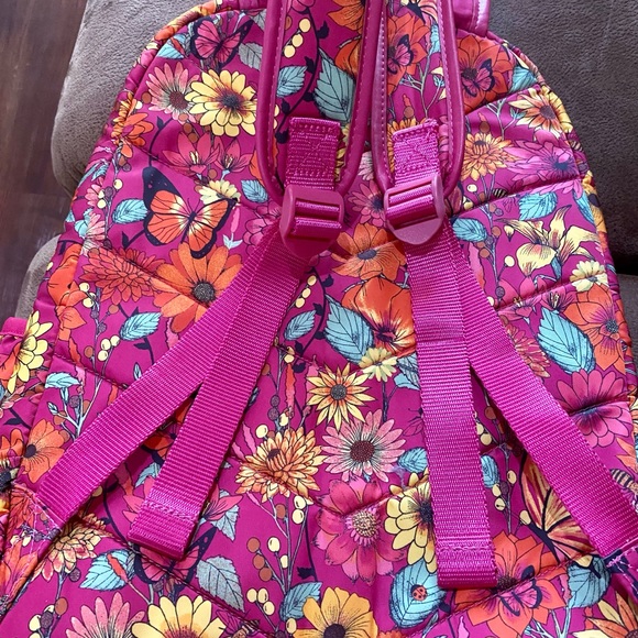 Sakroots Backpack: Raspberry In Bloom, Pink, padded laptop bag, Artists Circle - Picture 5 of 16